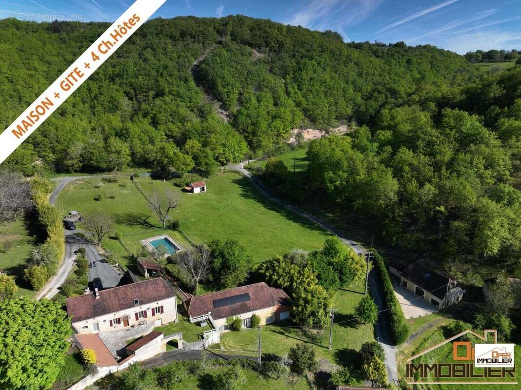 Maison à PRATS-DE-CARLUX