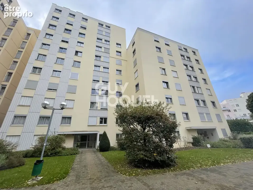 QUARTIER CLEMENCEAU - Appartement Dijon 4 pièces78 m2 - photo 11