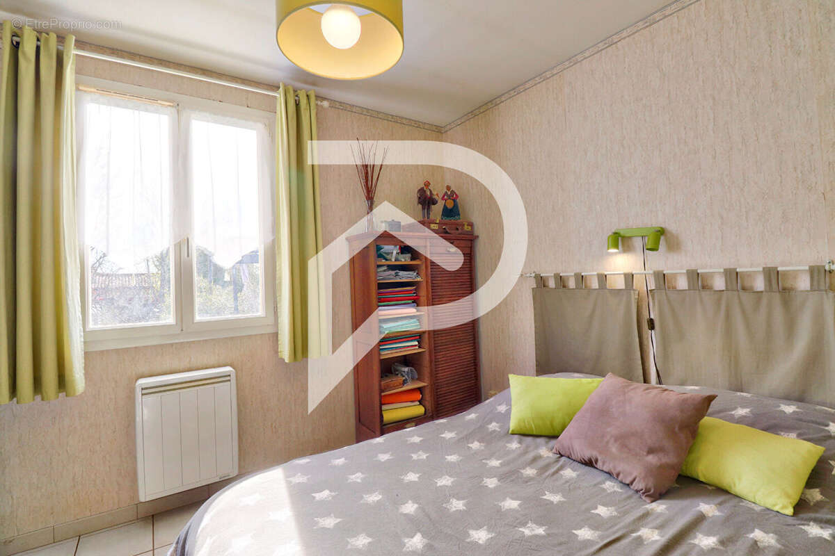 Maison à VINON-SUR-VERDON