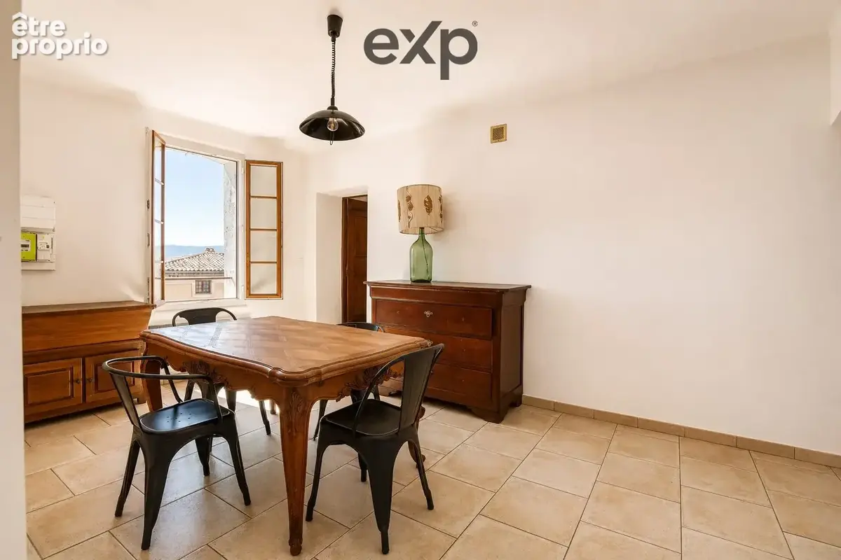Maison 293 m² à Saint-Saturnin-Les-Apt  - photo 7