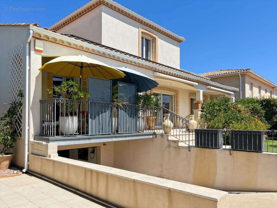 Vente superbe villa de standing à Marseillan à 5 minutes à pied du port - photo 30