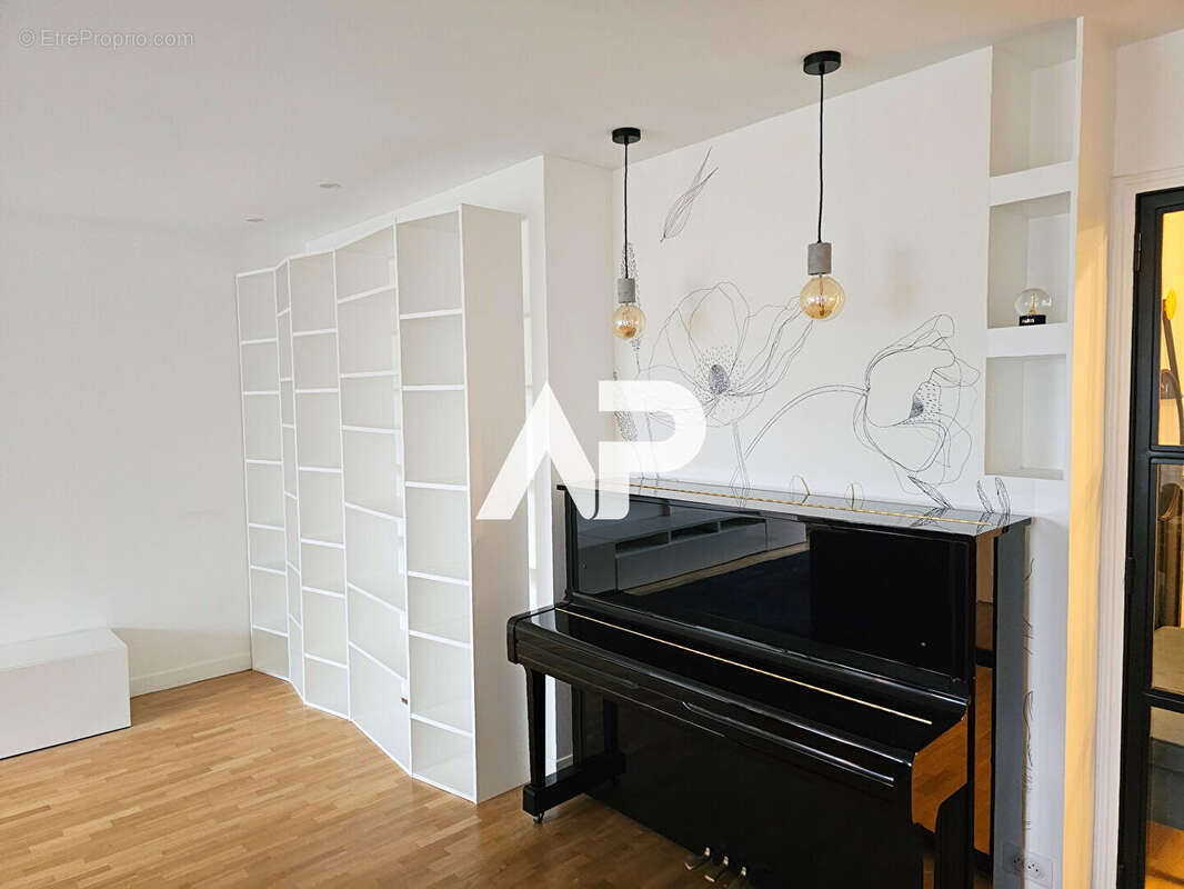 Appartement à ENGHIEN-LES-BAINS