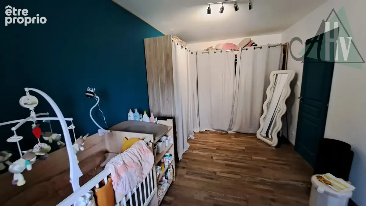 Paron (89) - Maison rénovée avec 2 chambres et bureau, dépendances et jardin - photo 9