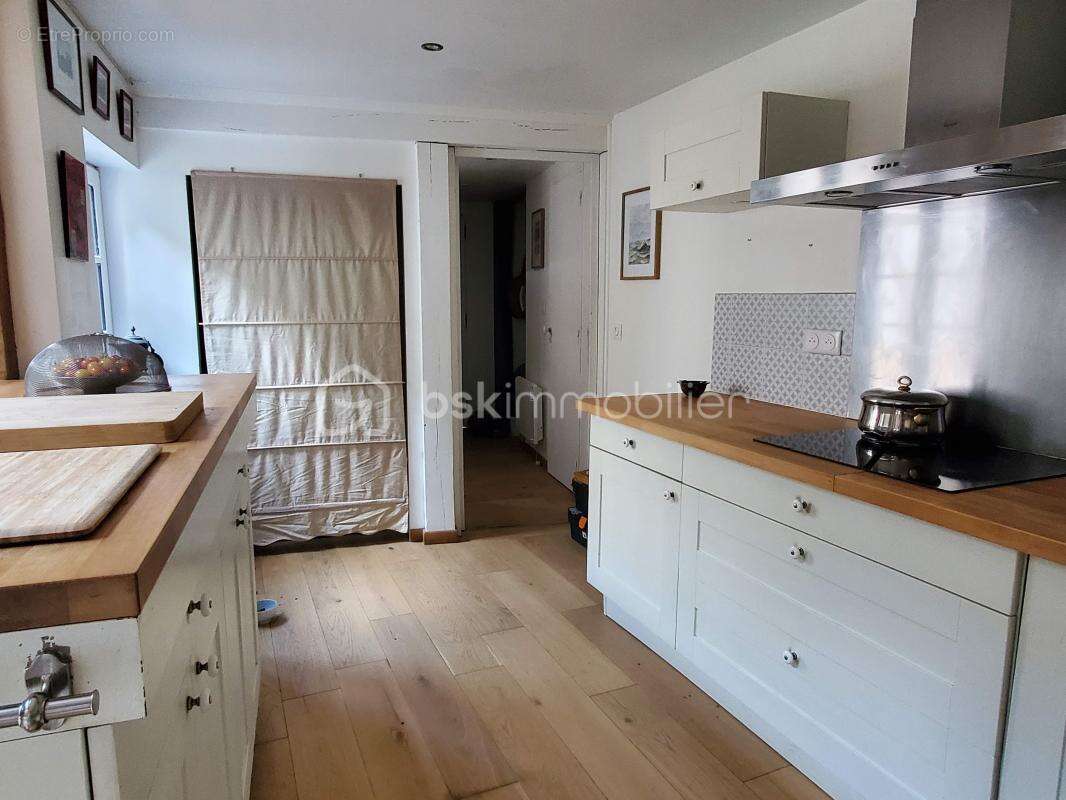 Maison à CORMEILLES