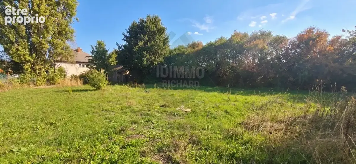 Maison 3 chambres, combles aménageables de 83 m2, sous-sol total et dépendance de 44 m2   Lorcy (45490) - photo 2