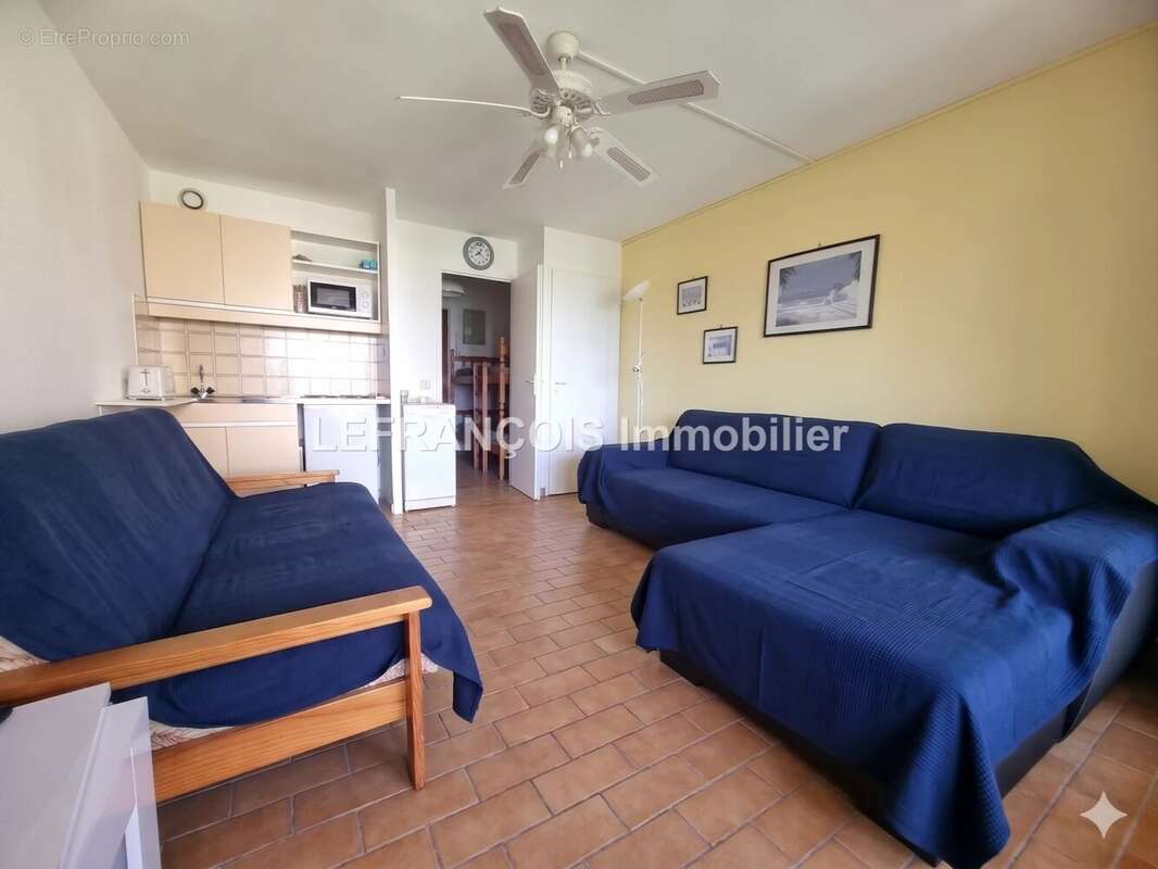 Appartement à VALLAURIS