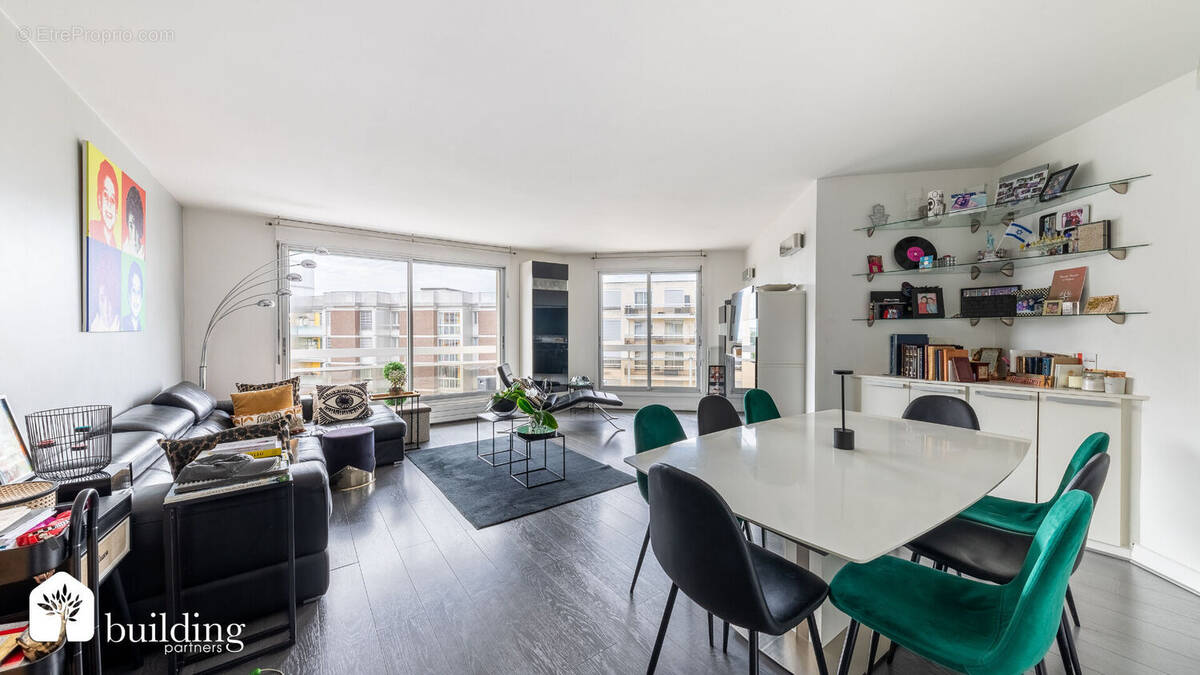 Appartement à LEVALLOIS-PERRET