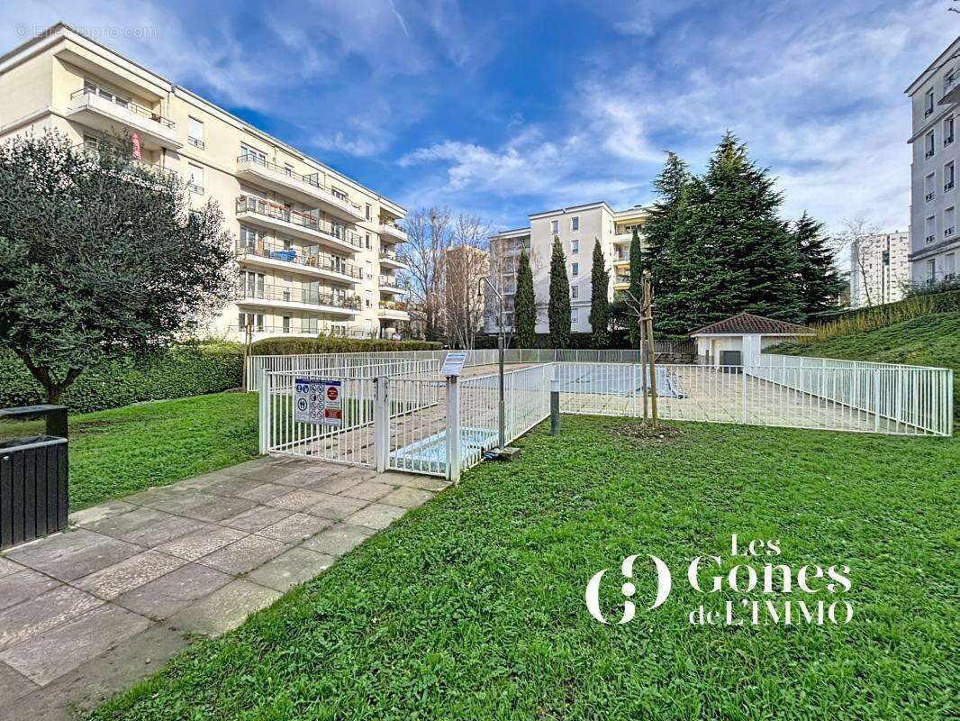 Appartement à TASSIN-LA-DEMI-LUNE