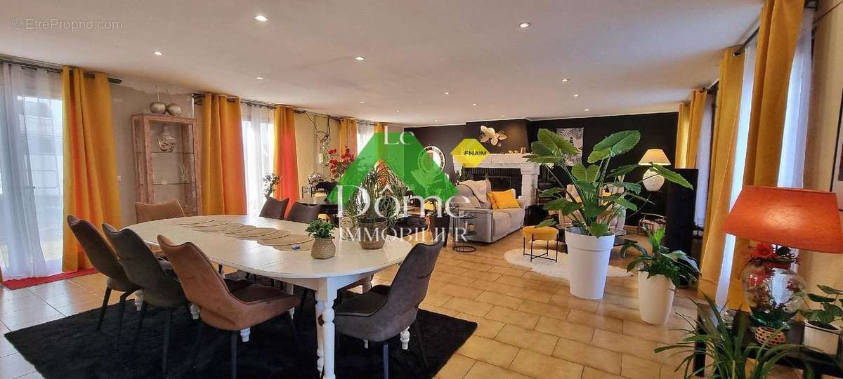 Maison à ARRONVILLE