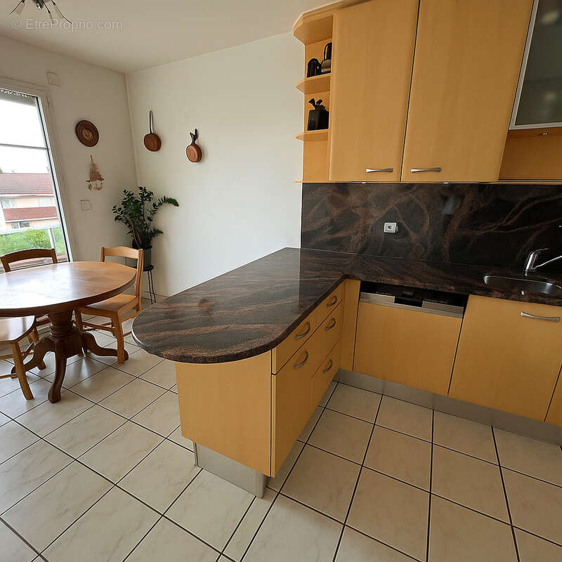 À vendre   Appartement T4 de 143 m2 avec garage   Résidence calme proche centre-ville - photo 6