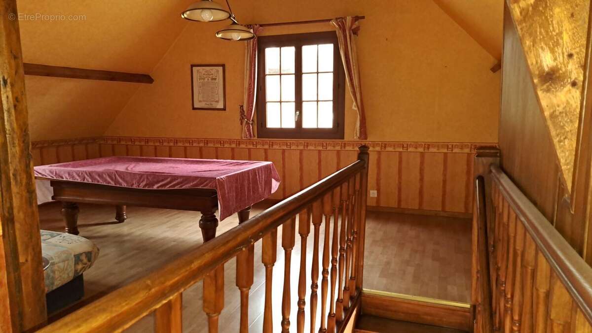 Maison à HUCHENNEVILLE