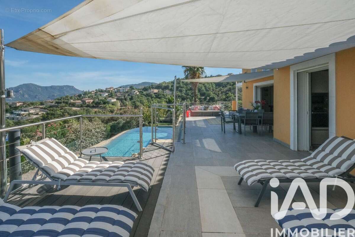 Photo 4 - Maison à LES ADRETS-DE-L&#039;ESTEREL