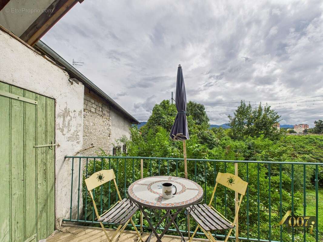 Maison 121 m² à Arbin  - photo 9