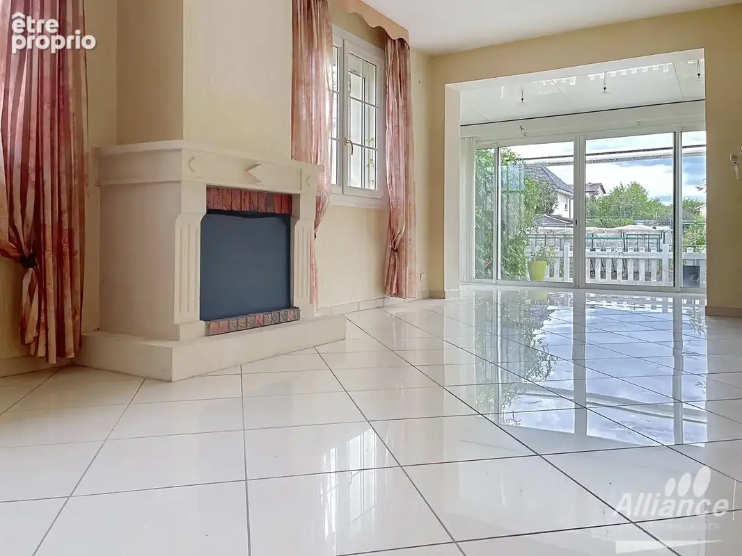 Nouveau maison de plain pied avec trois chambres - photo 2