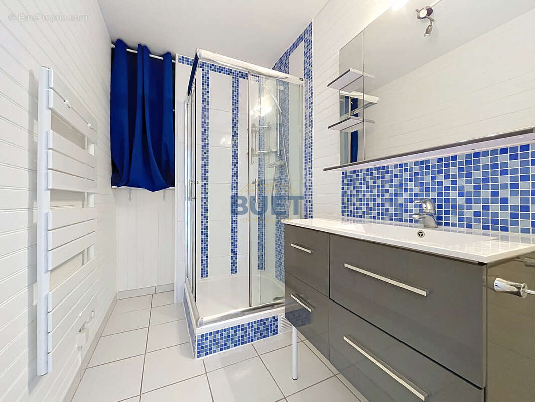 Appartement à CHENOVE