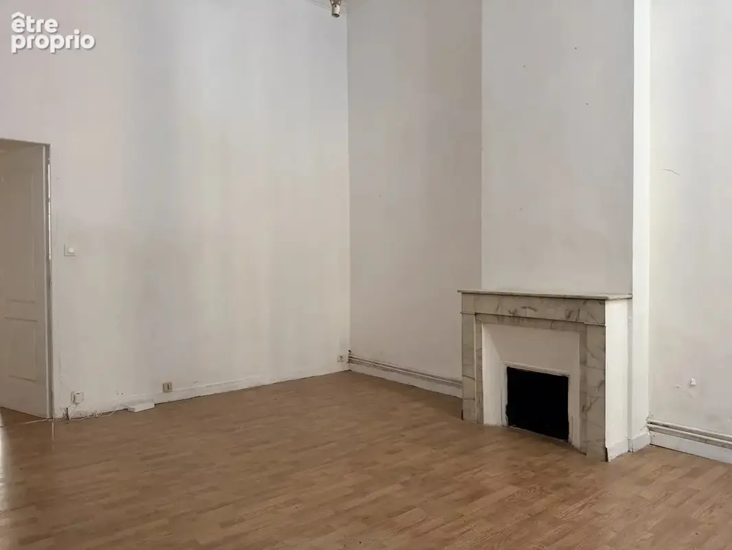 T3 de 85m² à rénover Rue Lianthier - photo 5