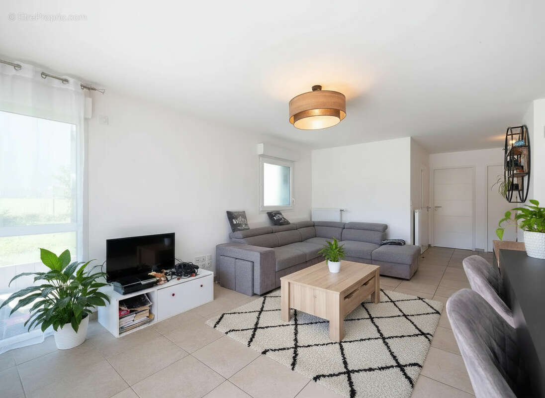 Appartement à SAINT-JORIOZ