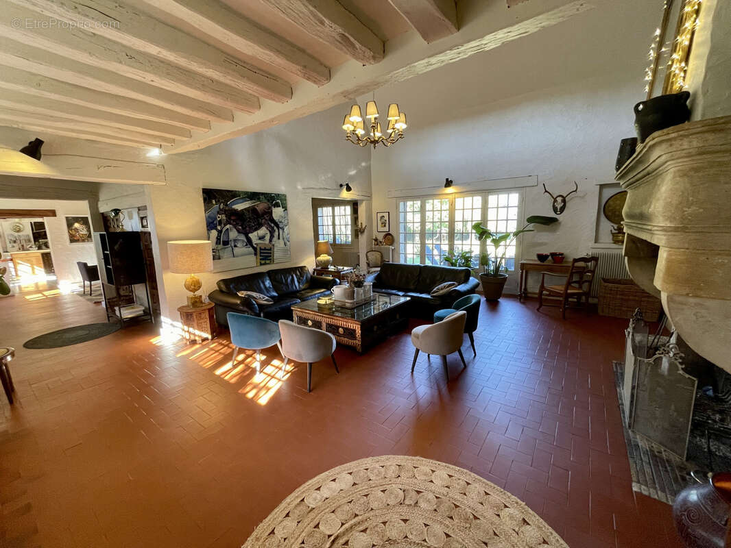 Maison à MONTFORT-L'AMAURY