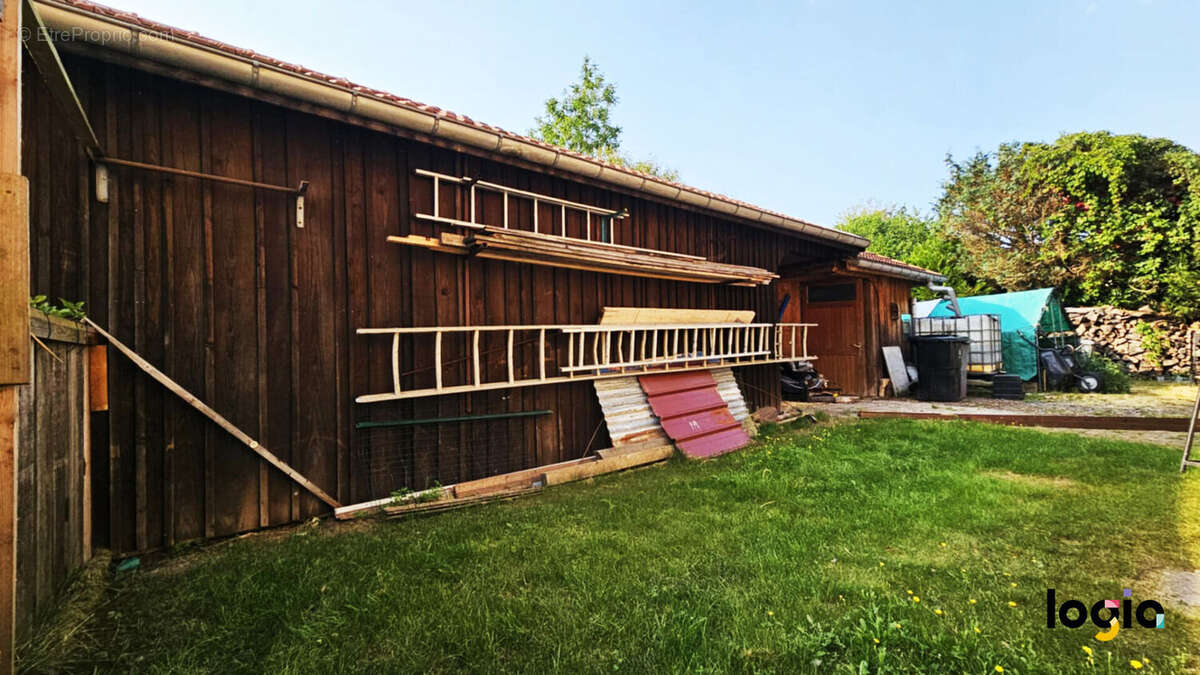 Maison à GRANDFONTAINE