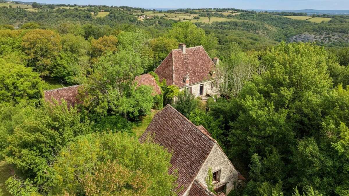 SECTEUR GOURDON - Charme et authenticité pour cet Ensemble en pi - photo 2