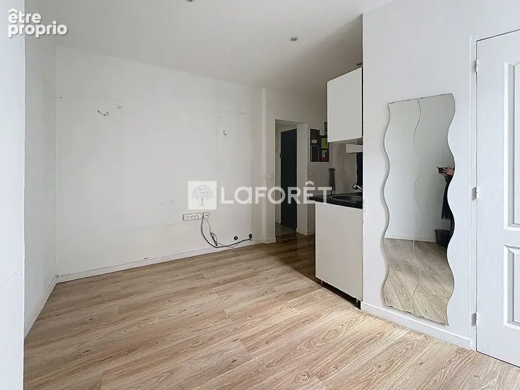 Appartement 2 pièces traversant de 28 m2 quartier très prisé proche métros - photo 4