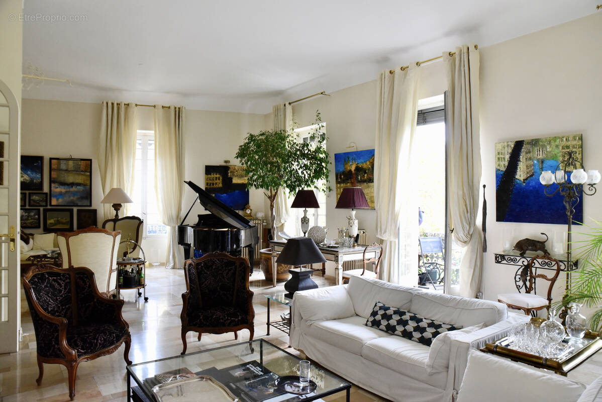 Appartement à NIMES