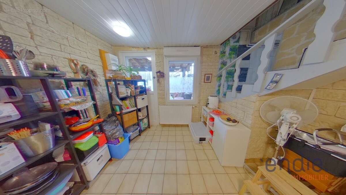 Maison à ARC-LES-GRAY