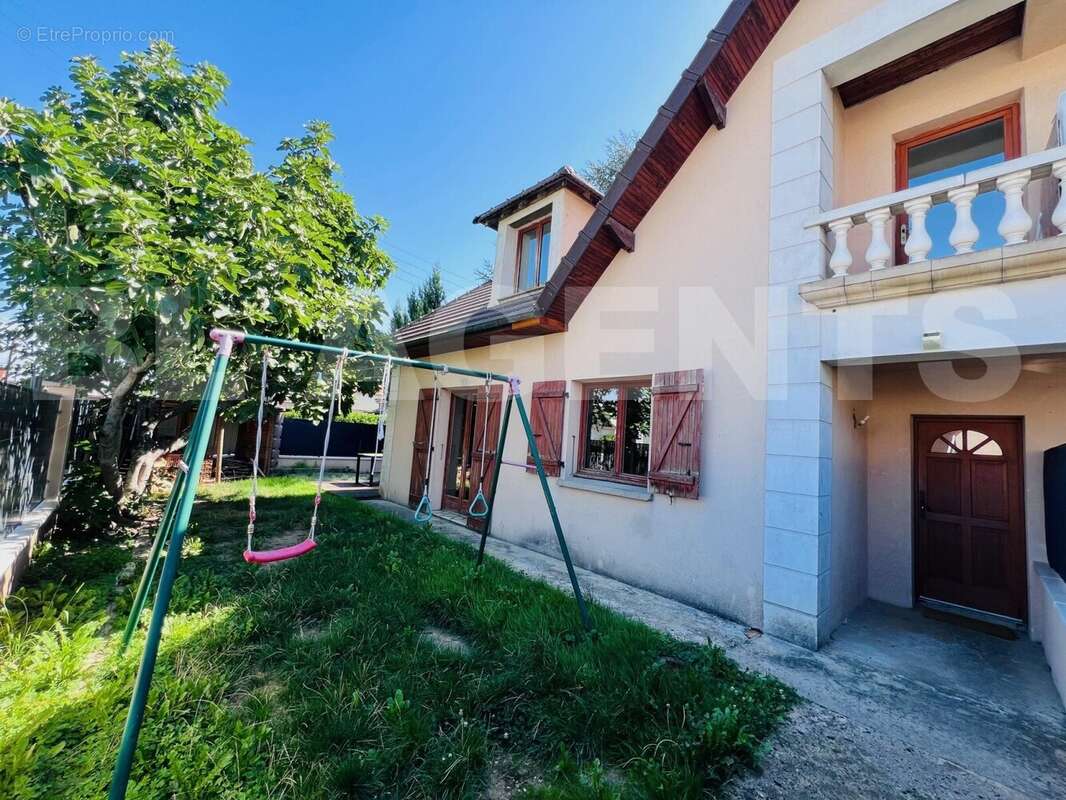 IMG_3136 - Maison à QUINCY-SOUS-SENART