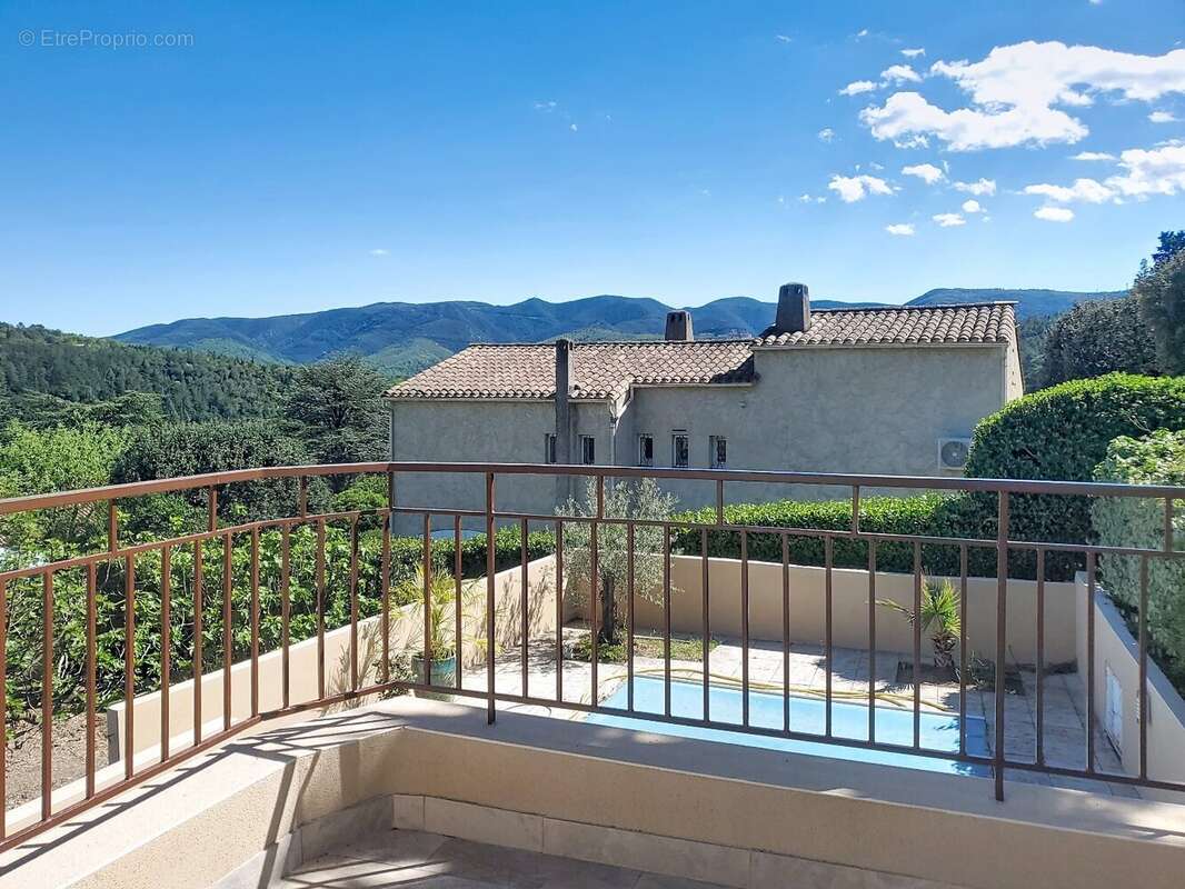 Maison à LAMALOU-LES-BAINS