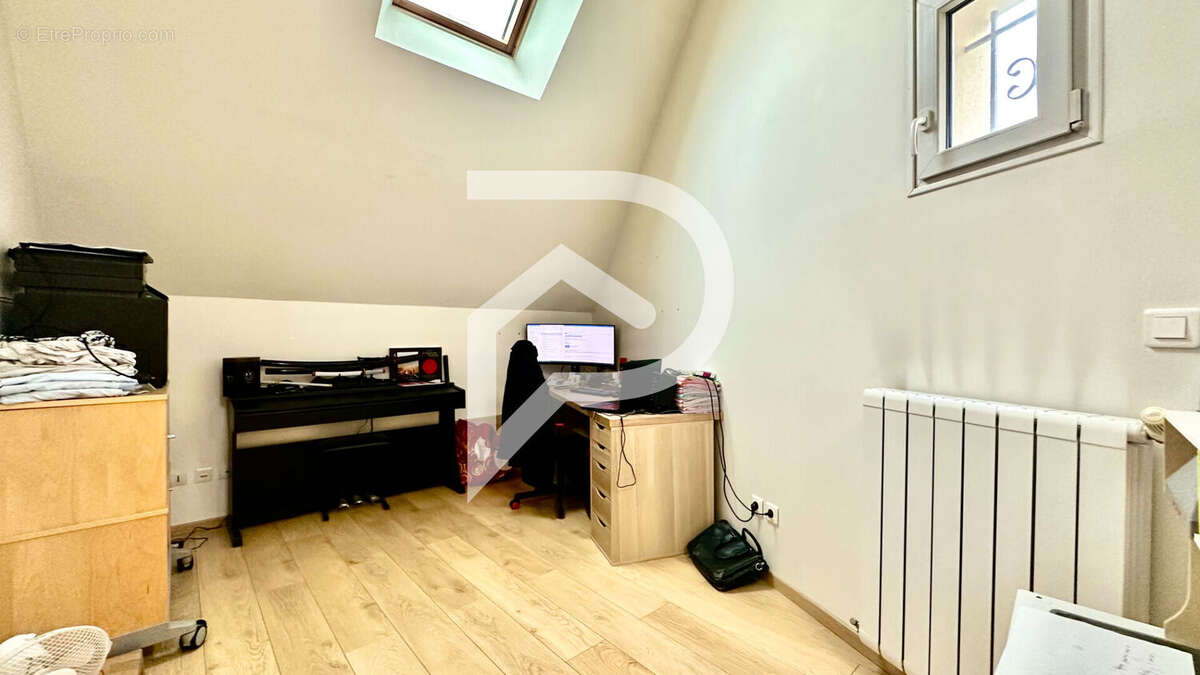 Maison à TREMBLAY-EN-FRANCE