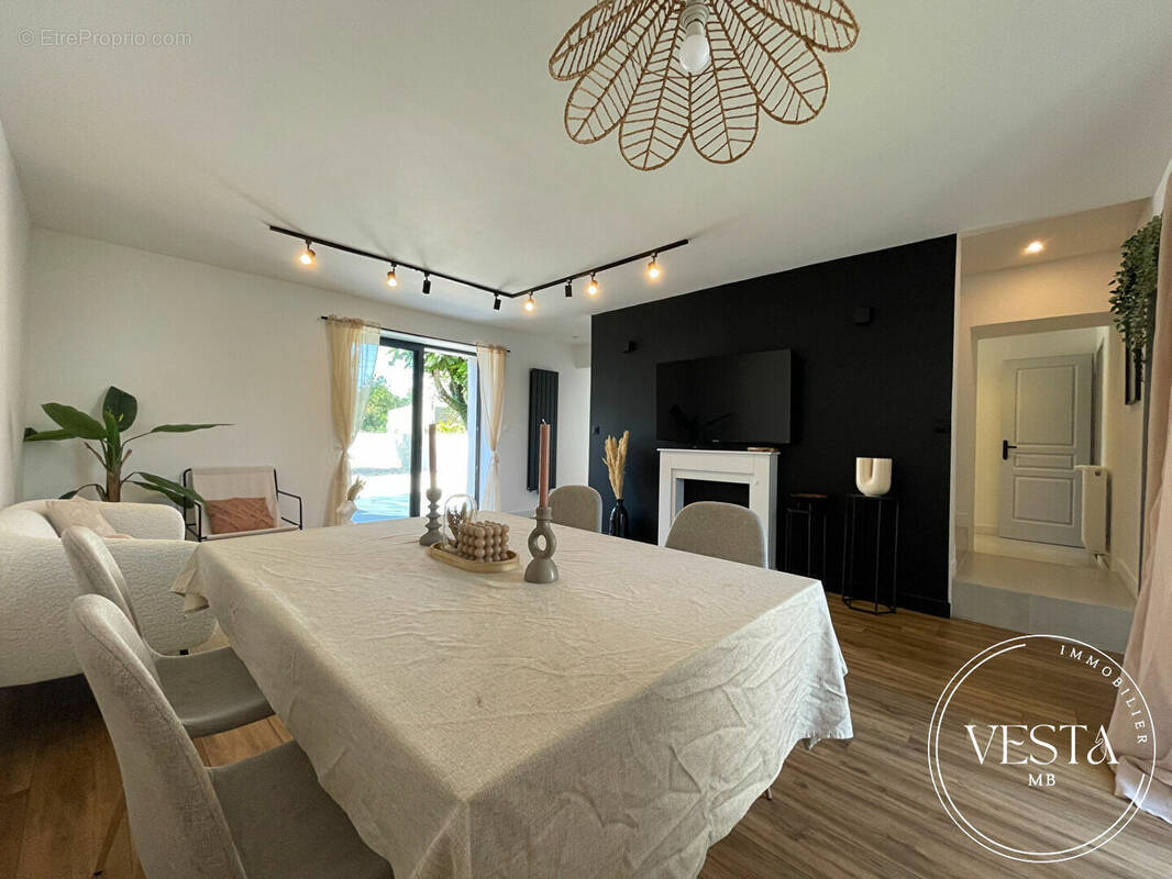 Maison à VAROIS-ET-CHAIGNOT