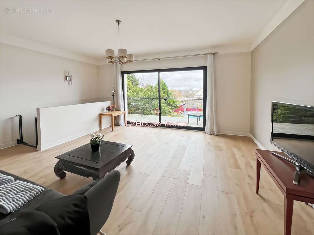 Maison à LAGNY-SUR-MARNE