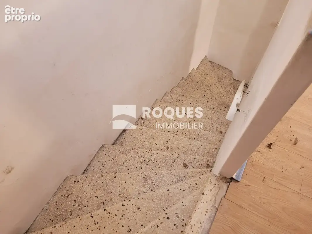Saint Etienne d'Estrechoux, à vendre maison de village à rénover entiérement - photo 4