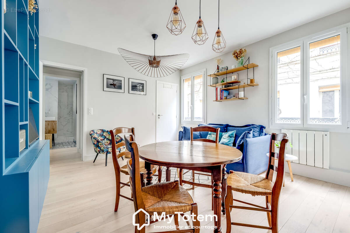 Appartement à PARIS-11E