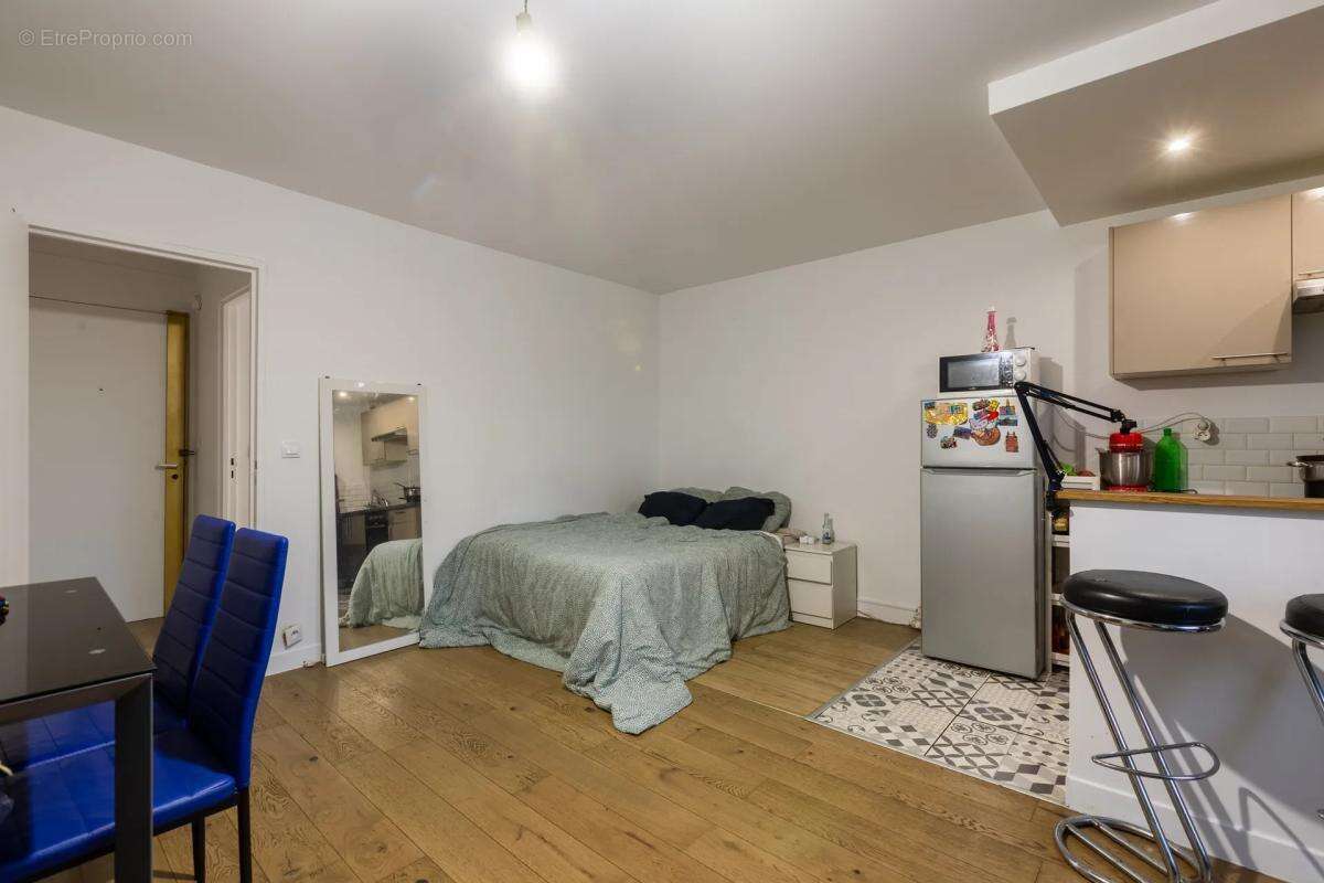 Appartement à PARIS-19E