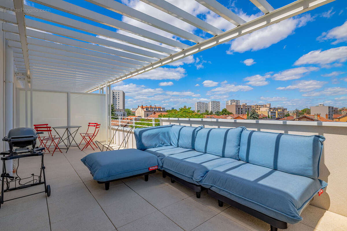 Appartement à LYON-8E