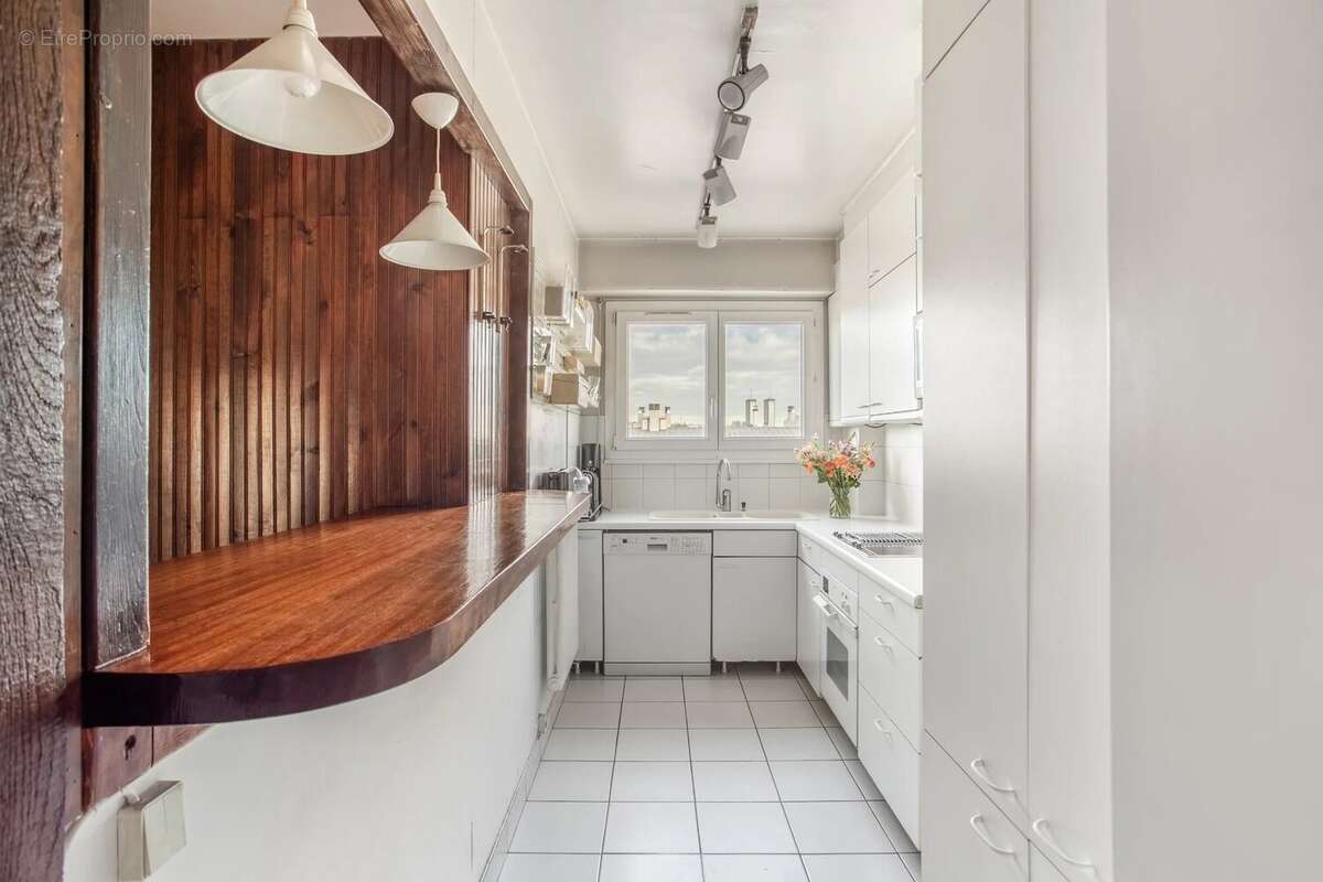 Appartement à PARIS-20E