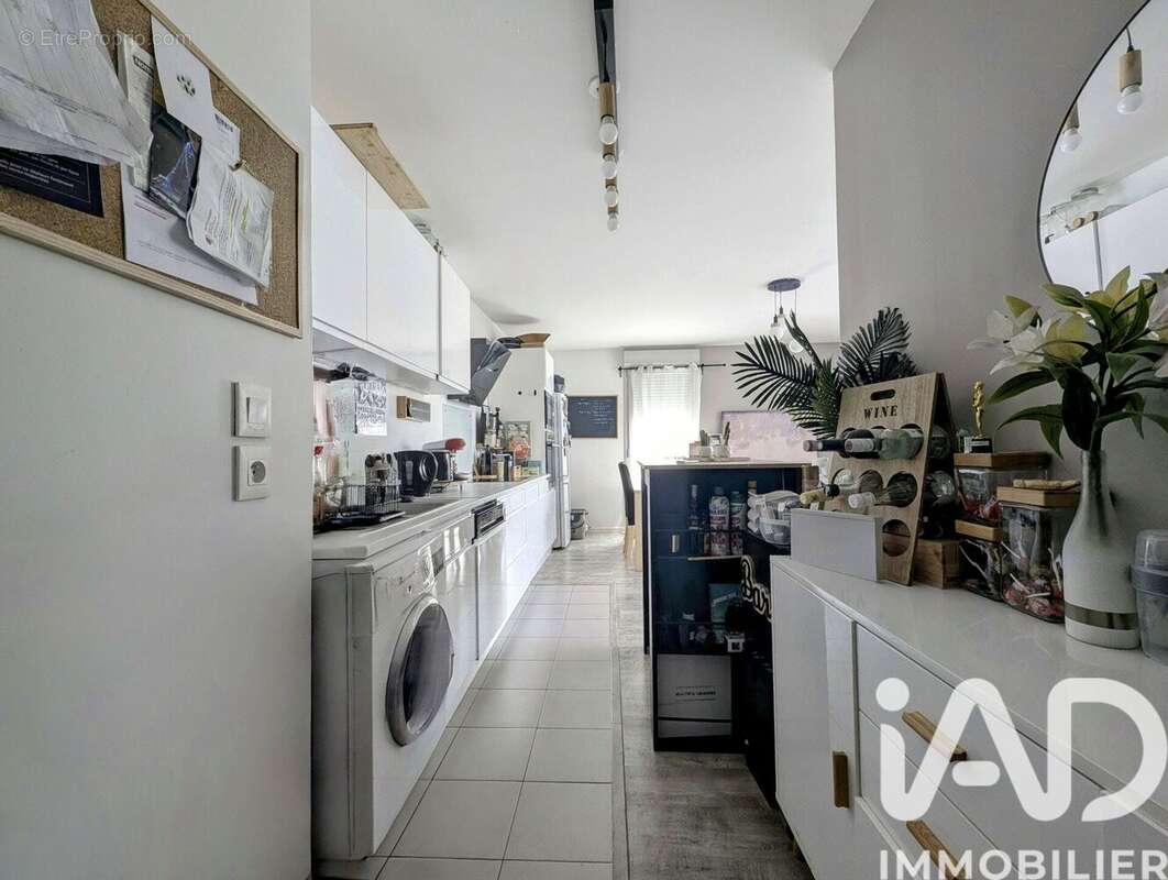Photo 2 - Appartement à MONTLHERY
