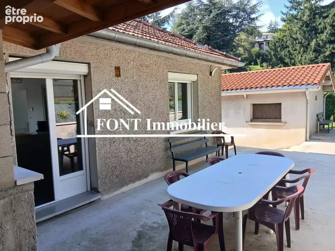 Saint-chamond, spacieuse maison avec dépendances - photo 3