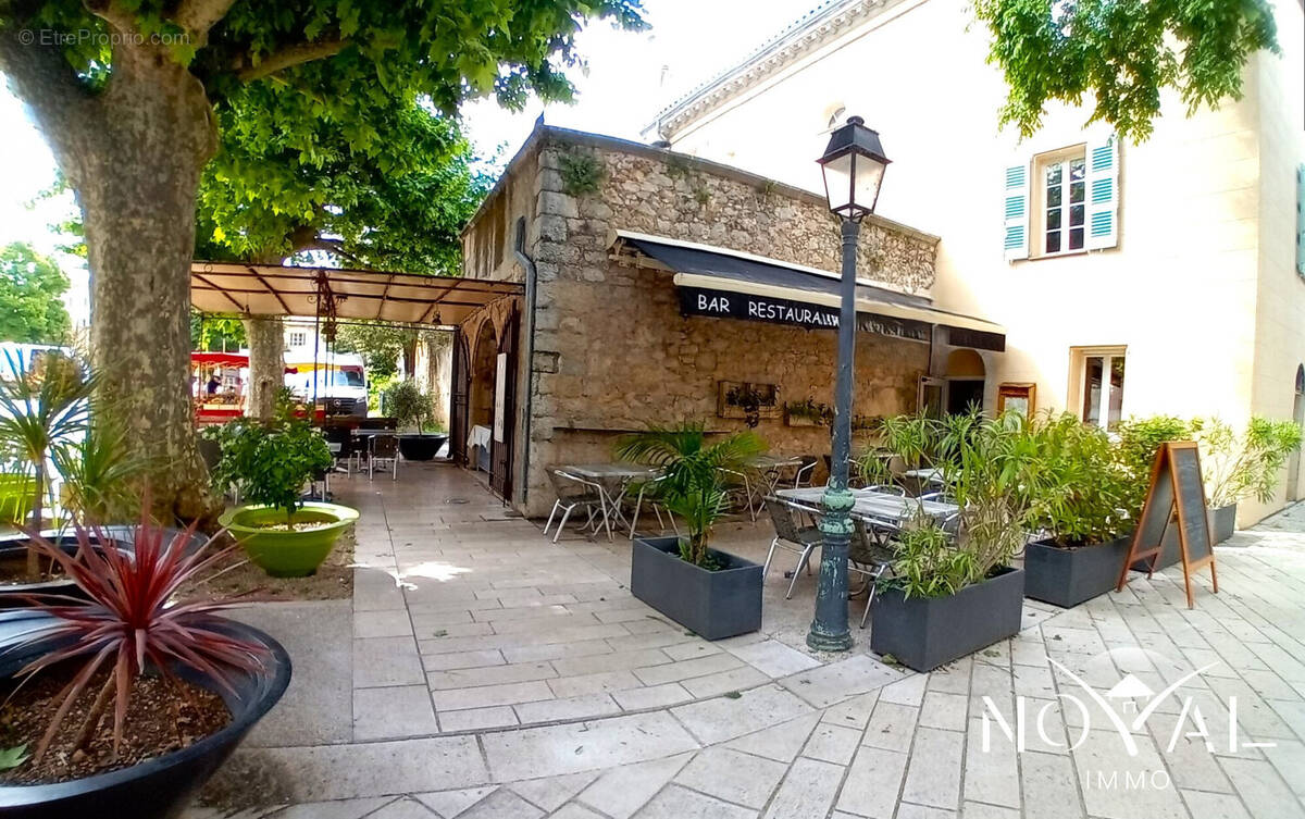 Autre à SAINT-CEZAIRE-SUR-SIAGNE