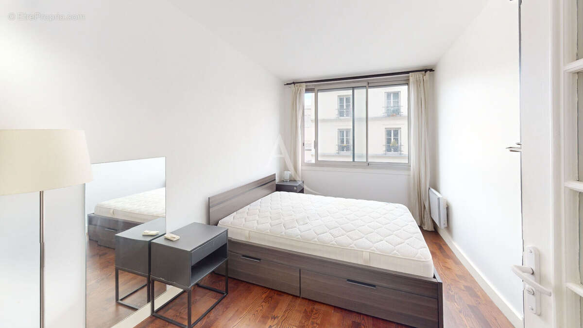 Appartement à PARIS-10E