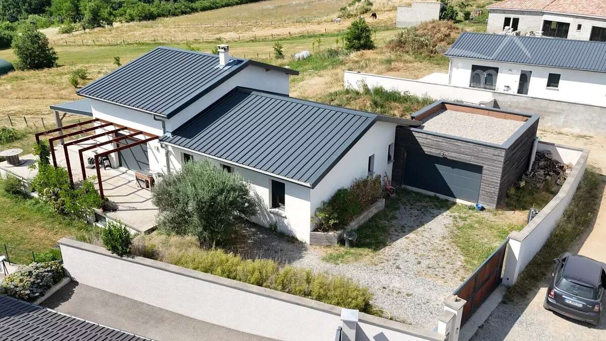 Maison à ANDANCE