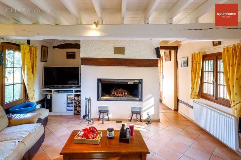 Maison à SAINT-AUBIN-DE-SCELLON