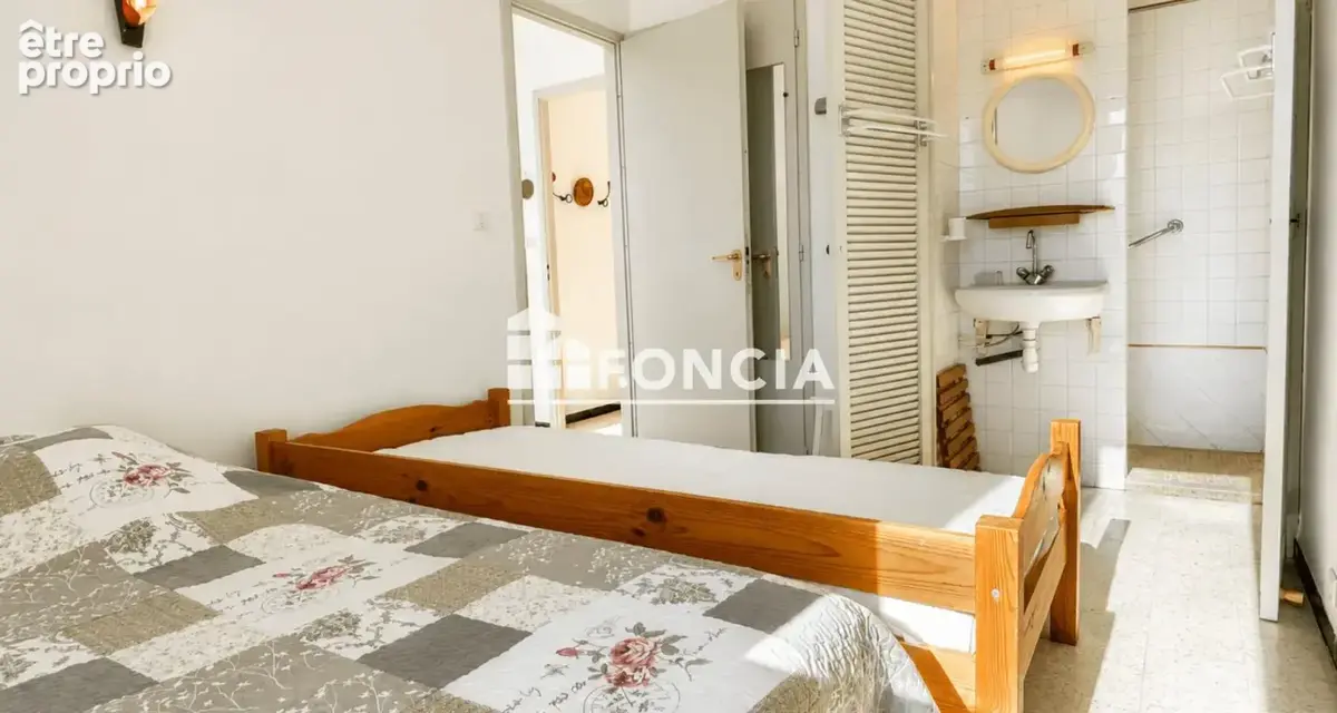 Argeles-sur-mer – front de mer – t2 – 4e étage avec ascenseur – à 20 m de la plage - photo 7