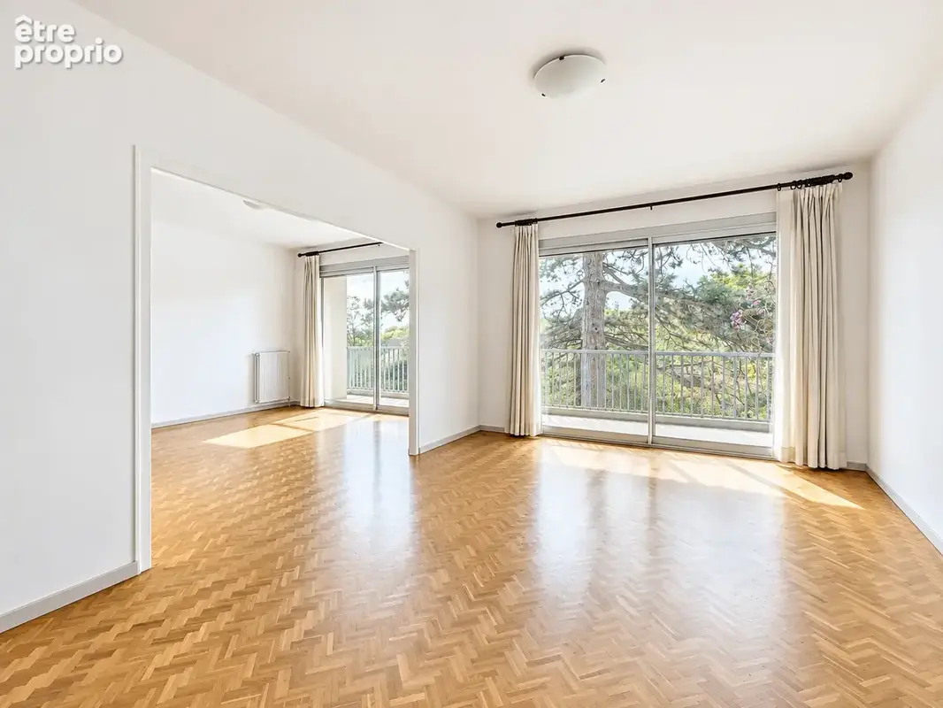 Secteur Charcot — Un appartement traversant de 106 m2, une nouvelle histoire à écrire. - photo 2