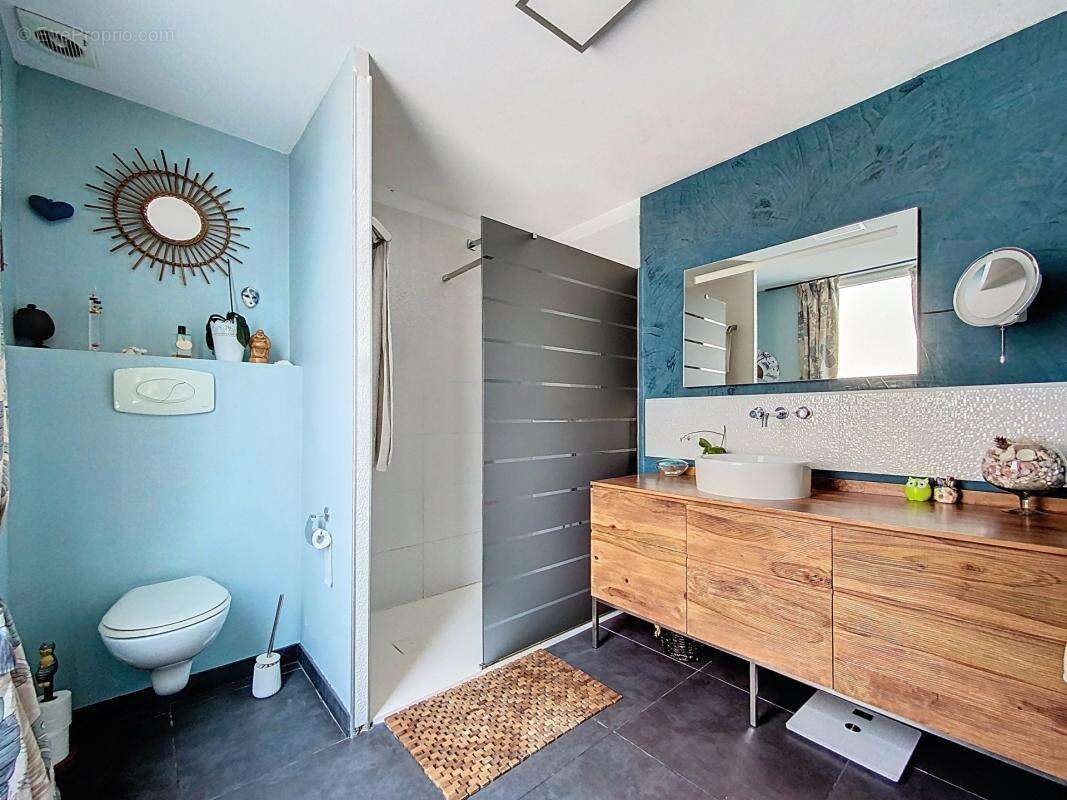 Maison à LA CHAPELLE-D'ARMENTIERES