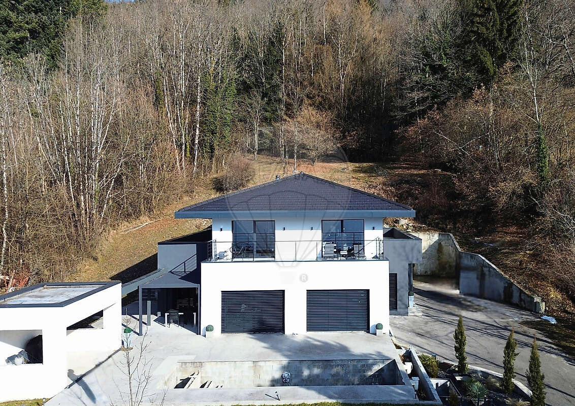 Maison à THYEZ