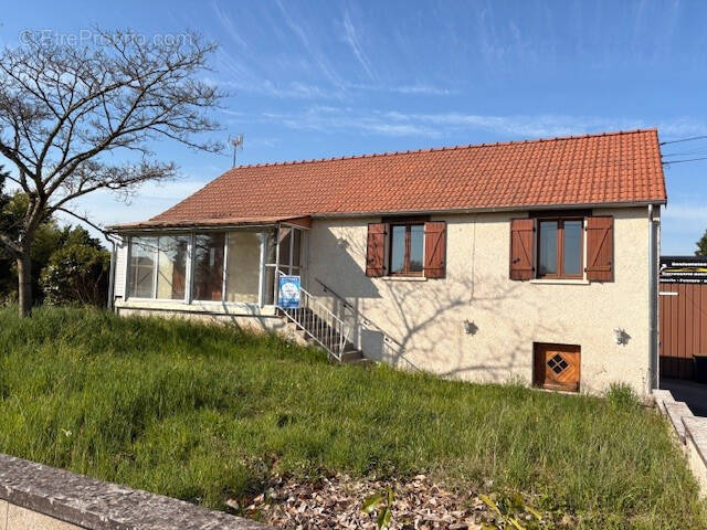 Maison à PARAY-LE-MONIAL