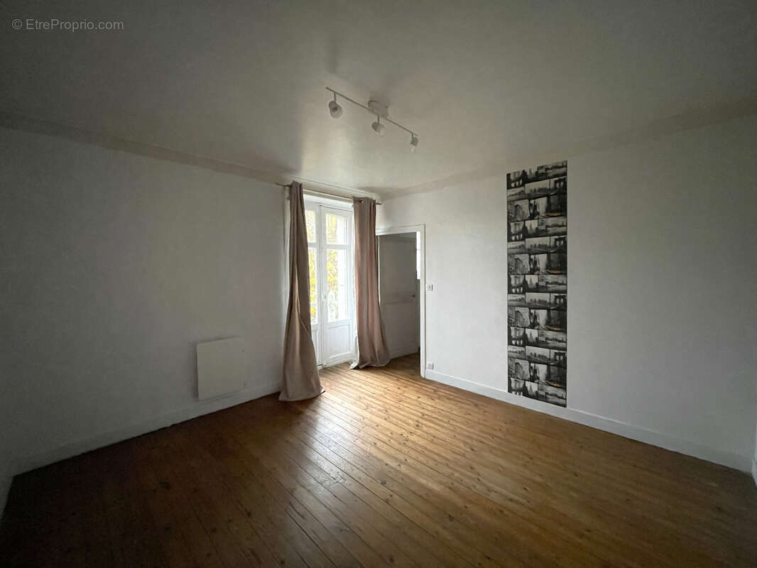 Maison à LE CELLIER