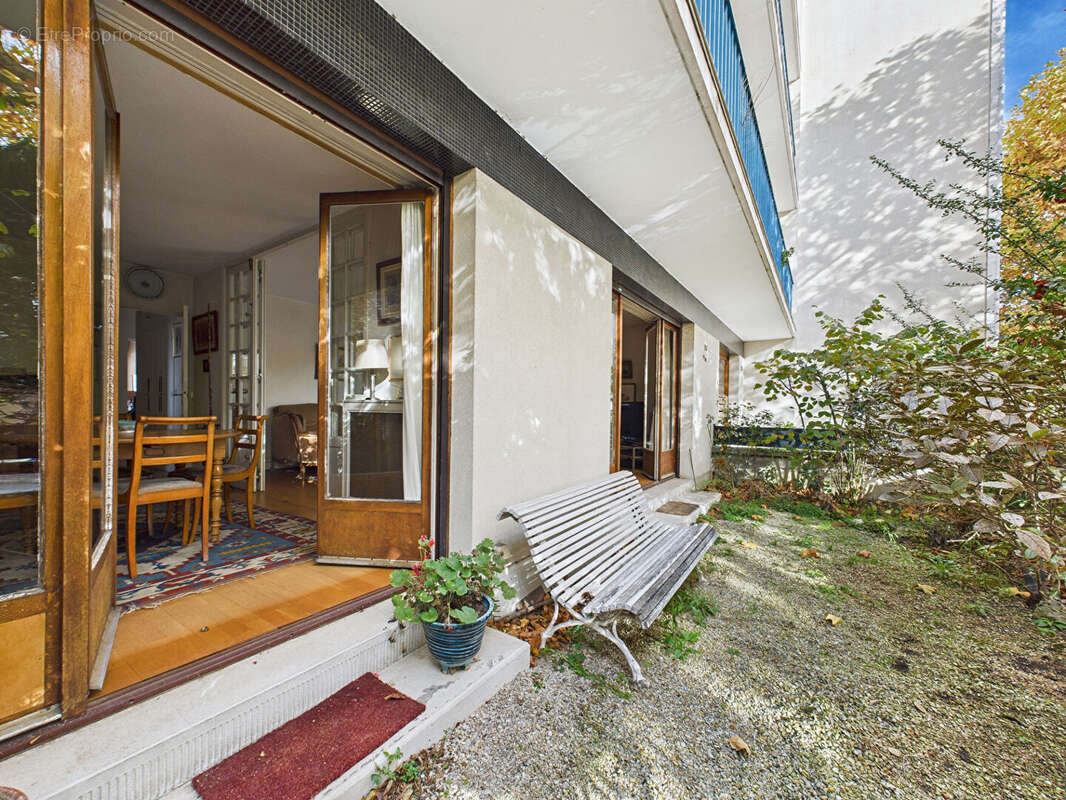 Appartement à SAINT-MAUR-DES-FOSSES